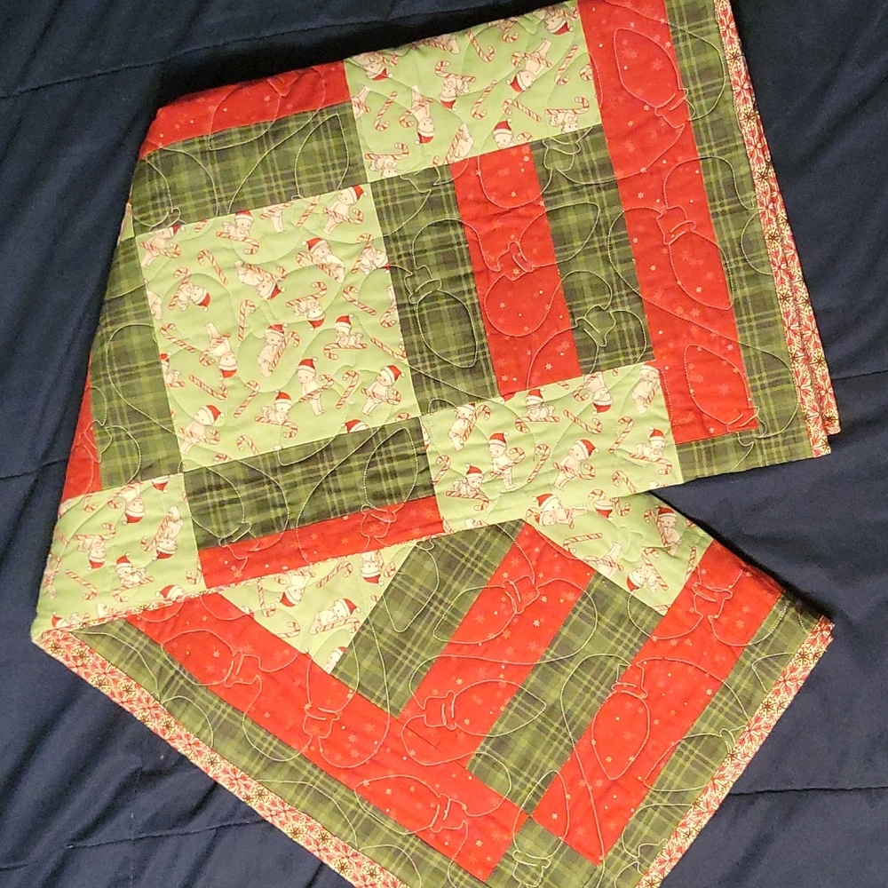 3 yd. Christmas Quilt 🎄